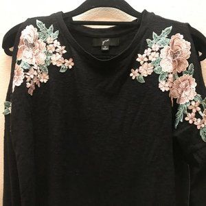 women embroidered sweater